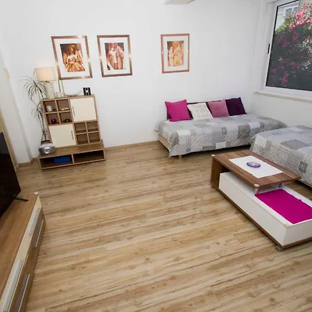 Pasalic דירה מאקרסקה